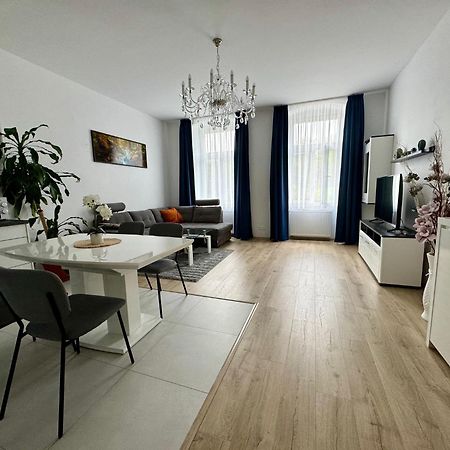 Top Class Apartments In Carlsbad Karlsbad Eksteriør billede