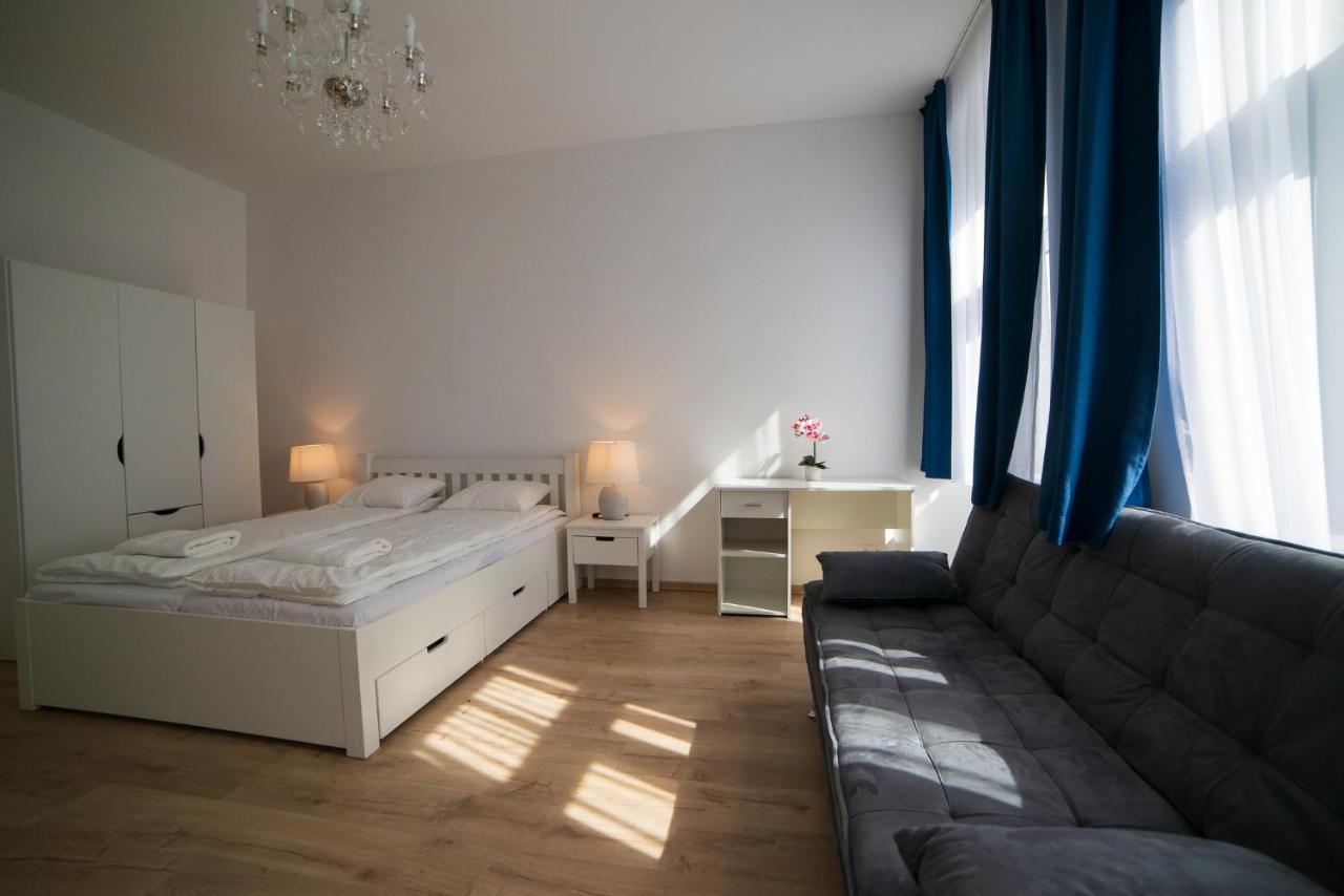 Top Class Apartments In Carlsbad Karlsbad Eksteriør billede