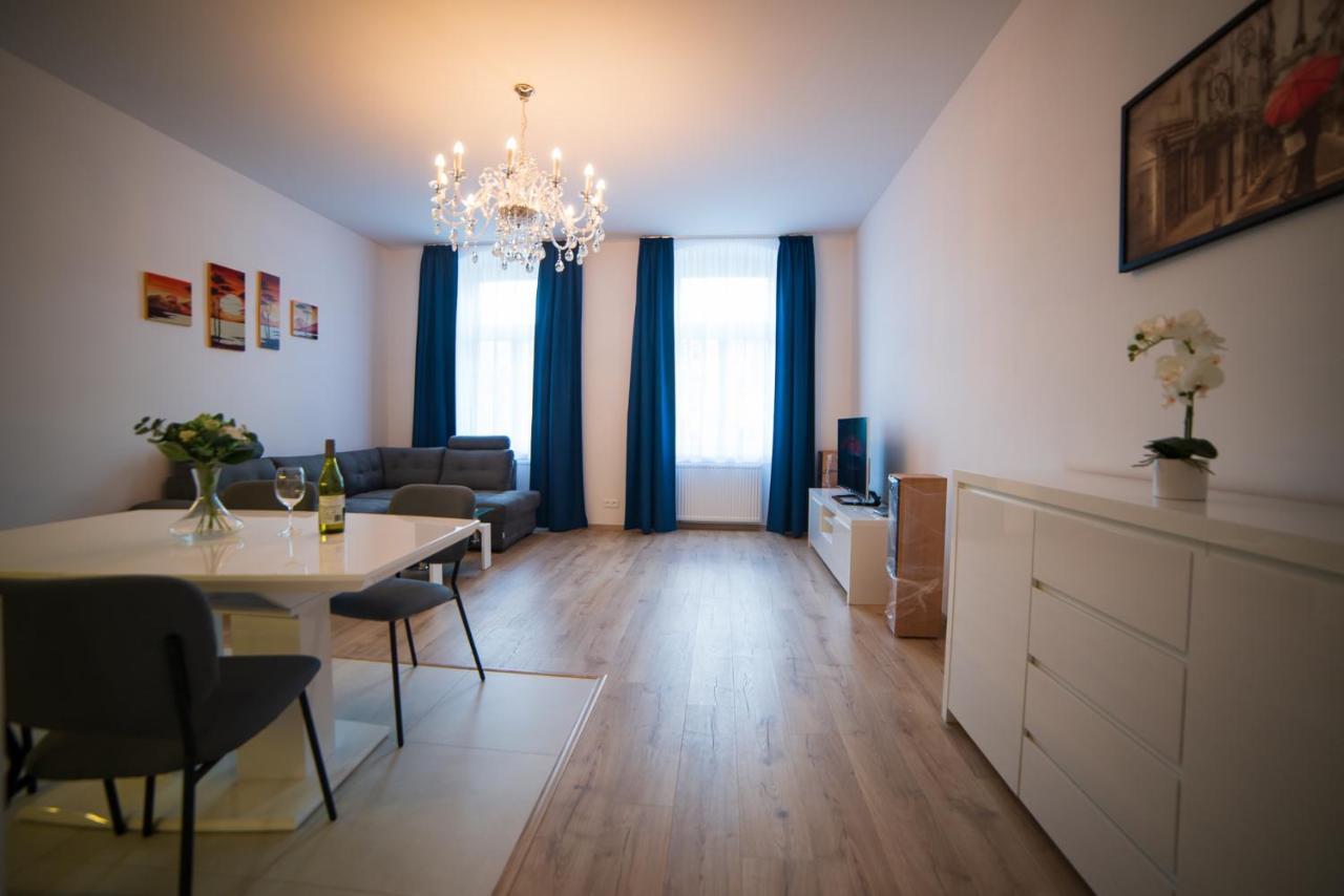 Top Class Apartments In Carlsbad Karlsbad Eksteriør billede