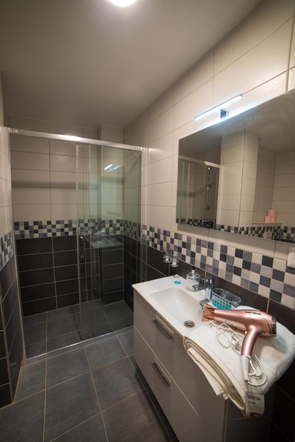 Top Class Apartments In Carlsbad Karlsbad Eksteriør billede