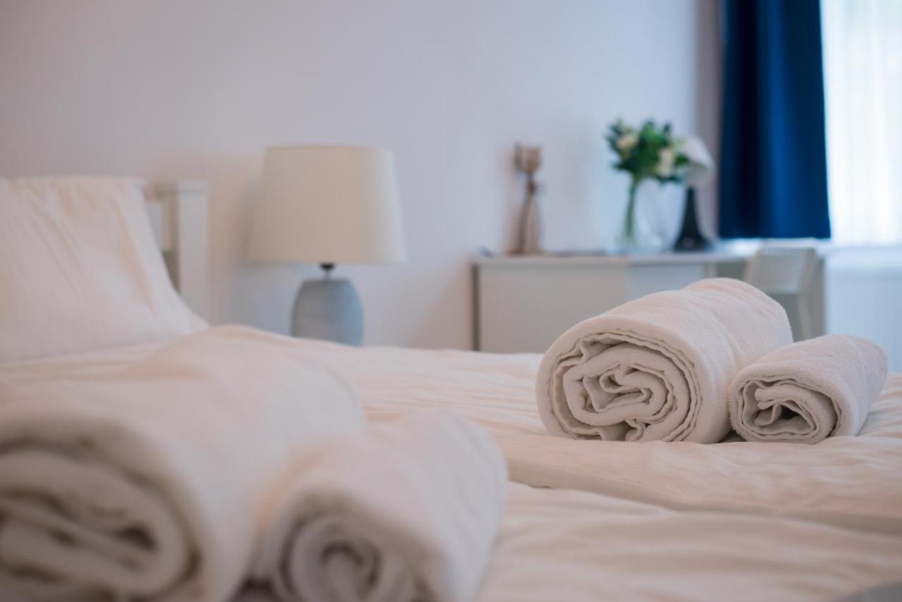 Top Class Apartments In Carlsbad Karlsbad Eksteriør billede